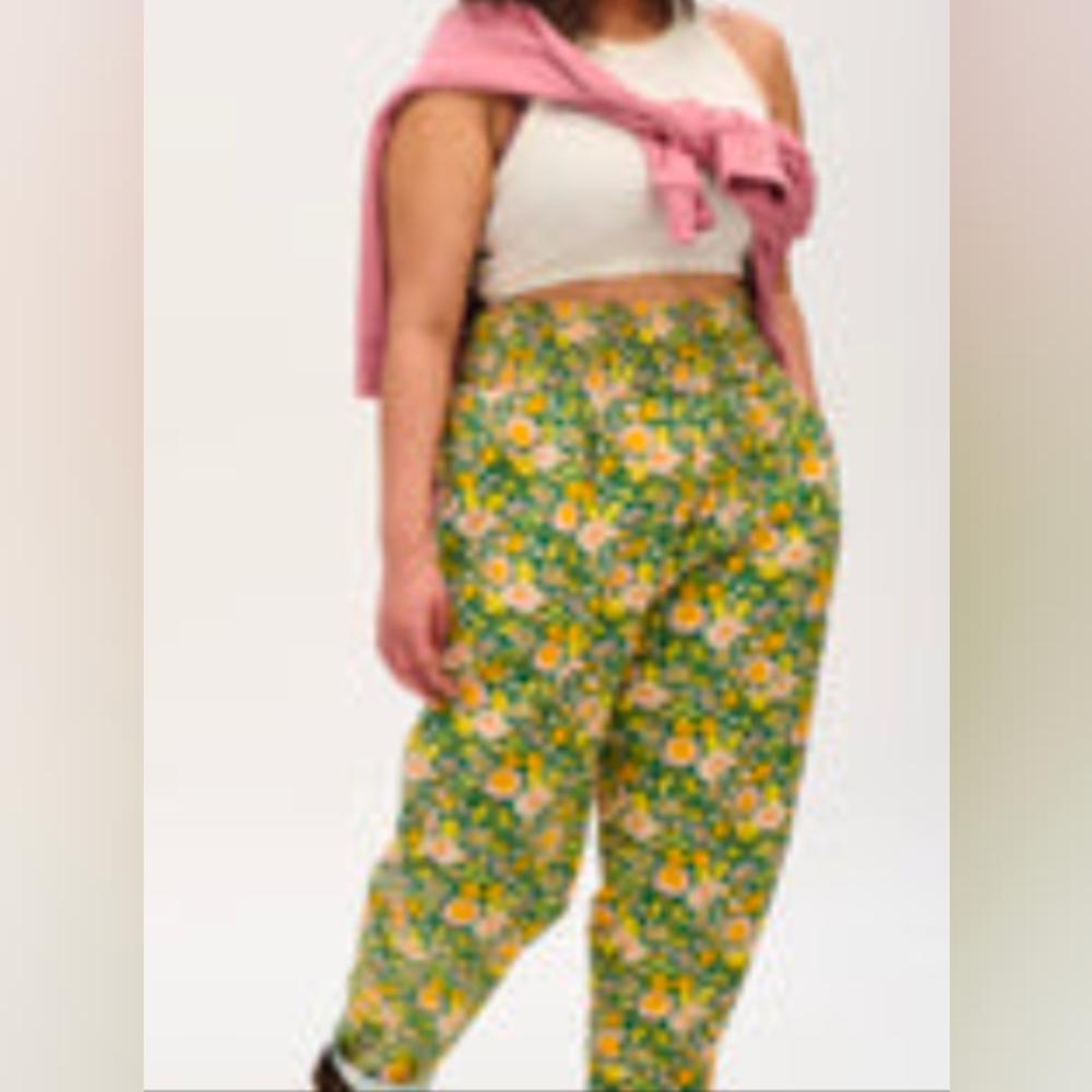 L.E. Alexa Trousers: ORGANIC COTTON - @elizabetholwen & Yak - Memory Lane